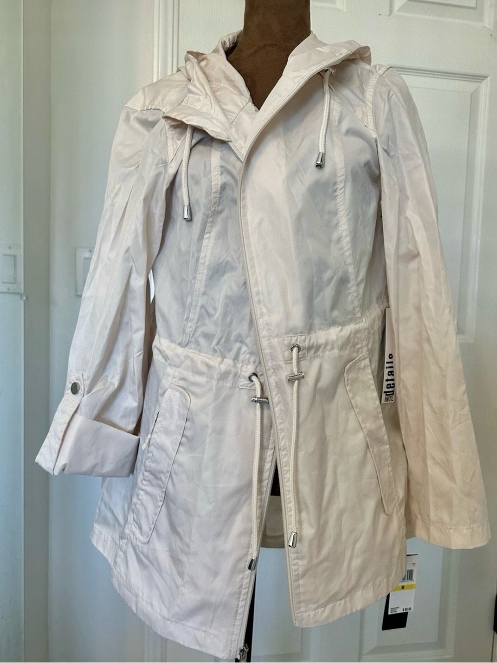 Impermeable Hooded jacket size m new beige